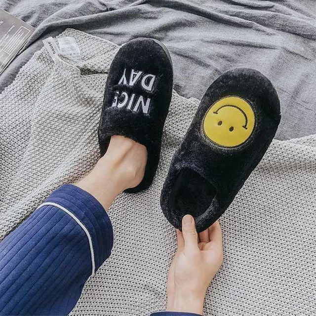 Zapatillas de invierno Kawaii de dibujos animados para mujer, pantuflas de piel con punta abierta para dormitorio, lindas pantuflas mullidas para el hogar