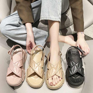 Sandalias de plataforma para mujer, moda de verano 2023, chanclas de playa para exteriores, zapatillas informales para mujer, zapatos de suela gruesa antideslizantes