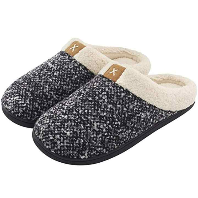 Gran oferta, venta al por mayor, casa de dormitorio, zapatillas cálidas, zapatos de invierno para mujer, hombre, hogar, diapositivas mullidas de piel sintética para interiores