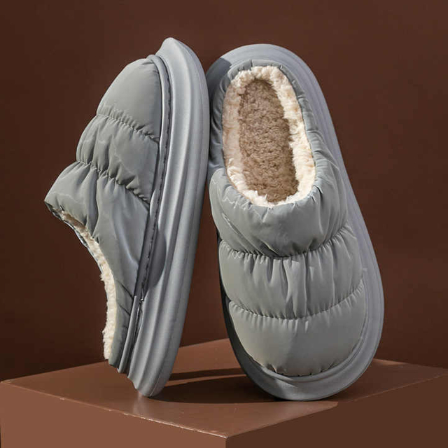 Zapatillas de casa cálidas de felpa para mujer, zapatos antideslizantes de otoño e invierno, chanclas suaves y silenciosas para el suelo de la casa para el dormitorio 