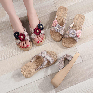 Nuevas zapatillas tejidas de lino frescas de verano para mujer, zapatillas de playa bohemias de cáñamo, zuecos de cuña exterior, chanclas de plataforma de suela blanda