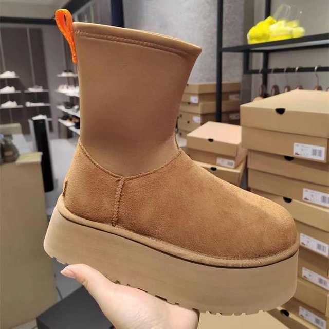Botas de algodón de ante para mujer, botines cálidos para nieve, botas de nieve Chelsea, zapatos góticos de suela gruesa para invierno, calzado corto de felpa para caminar para mujer 2023