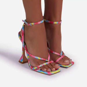 Sandalias de mujer sexy con punta abierta y correa en el tobillo, tacones altos, zapatos de mujer con hebilla, tacón medio fino, zapatos de fiesta de verano