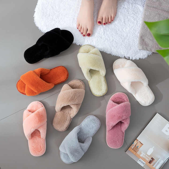 Pantuflas peludas de invierno para mujer, pantuflas cálidas de Color caramelo para interiores y exteriores, ropa gruesa de ocio, moda de algodón cruzado 