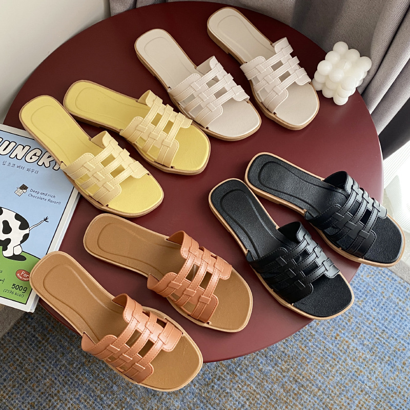 Zapatillas de verano para mujer, chanclas planas de lujo para playa al aire libre, sandalias femeninas, zapatos deslizantes de dise&ntilde;o de marca de tendencia para mujer