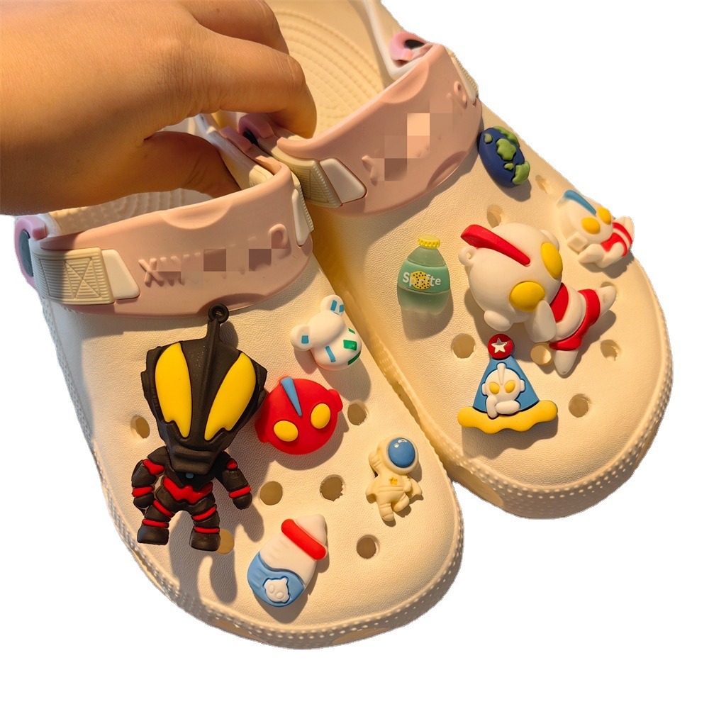 Amuletos de zapatos 3D, decoraci&oacute;n de zapatos de astronauta de rana bonita, ranas Kawaii, abejas, accesorios para sandalias de jard&iacute;n, regalo para ni&ntilde;os