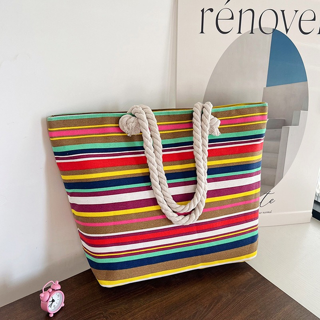 Bolso de mujer 2024 nuevo étnico simple minoría de un solo hombro diagonal bolso de textura de viajero bolso de mujer de moda