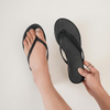 Sandalias de chanclas para mujeres, zapatillas de cuero de moda de verano, livianas y cómodas sandalias de playa se deslizan en el taller de vestir plana 6-10
