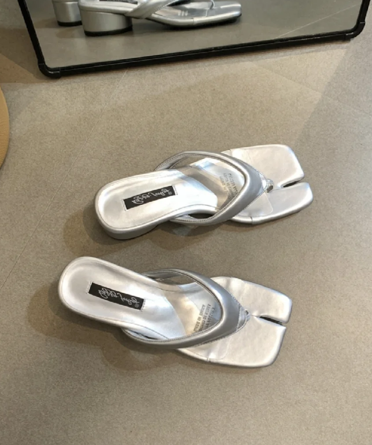 zapatillas de verano zapatos de mujer de moda dama zapatos de playa de interior al aire libre zapatos lindos hermosos ocasionales sandalia Zapatillas planas de venta caliente Diapositivas de playa de verano Calzado Zapatilla Sandalias casuales para mujeres y damas femeninas