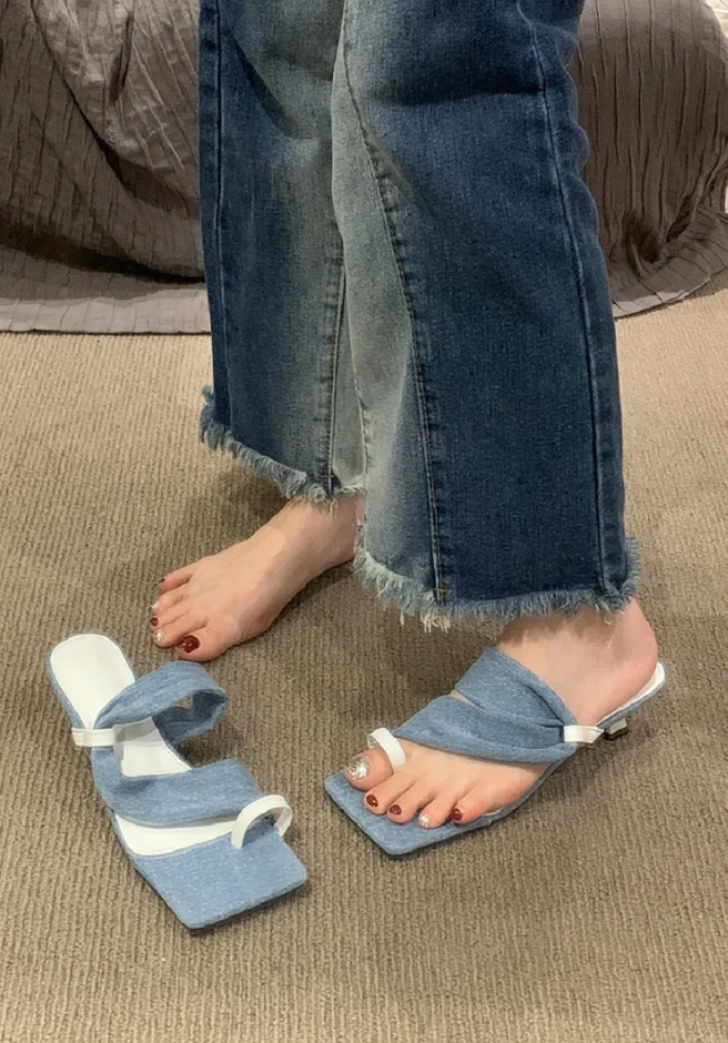 zapatillas de verano zapatos de mujer de moda dama zapatos de playa de interior al aire libre zapatos lindos hermosos ocasionales sandalia Zapatillas planas de venta caliente Diapositivas de playa de verano Calzado Zapatilla Sandalias casuales para mujeres y damas femeninas