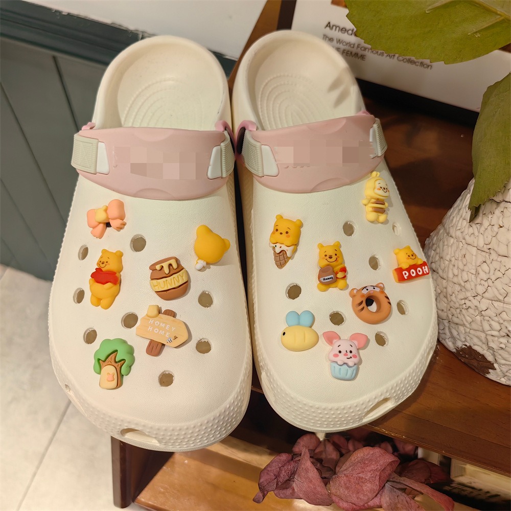 Zuecos de cart&oacute;n para mujer, dijes de dise&ntilde;ador de lujo para zapatos, zuecos de pino, dijes aptos para mujer, venta al por mayor, 2024