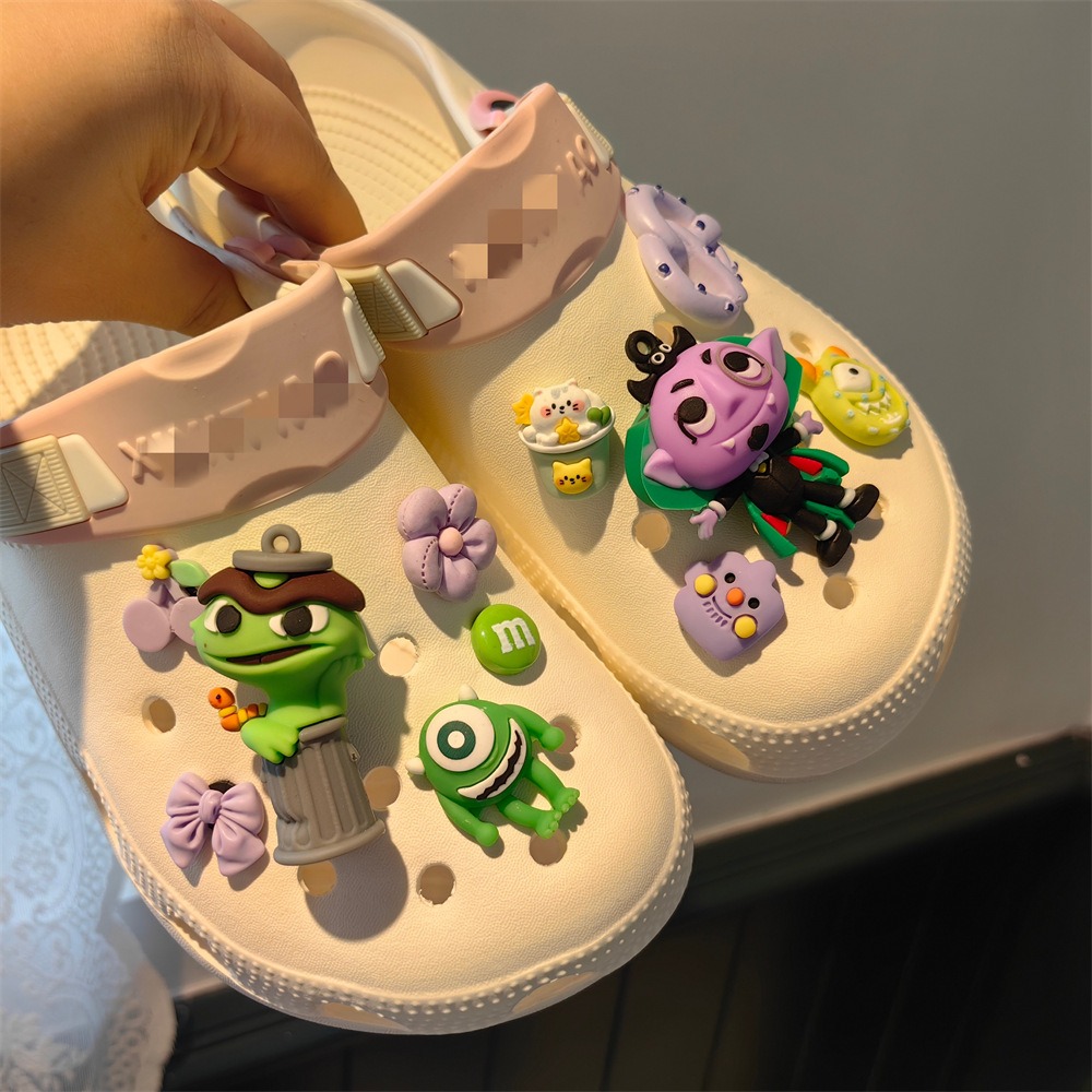 Amuletos de zapatos 3D, decoraci&oacute;n de zapatos de astronauta de rana bonita, ranas Kawaii, abejas, accesorios para sandalias de jard&iacute;n, regalo para ni&ntilde;os