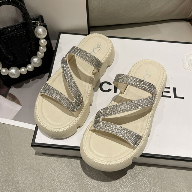 Zapatillas planas de verano para mujer, zapatos con diamantes de imitación, sandalias de playa romanas con punta abierta, sandalias negras antideslizantes para mujer 