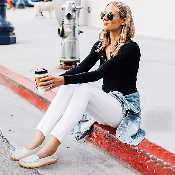 Las cómodas mocasines de las mujeres casuales de punta redonda mocasins conductores silvestres zapatos suaves para caminar