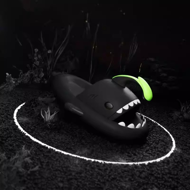 Zapatillas de tiburón de suela gruesa de 4cm para mujer, pareja, interior, exterior, farol, pez, hombre, antideslizante, hogar, nube fresca