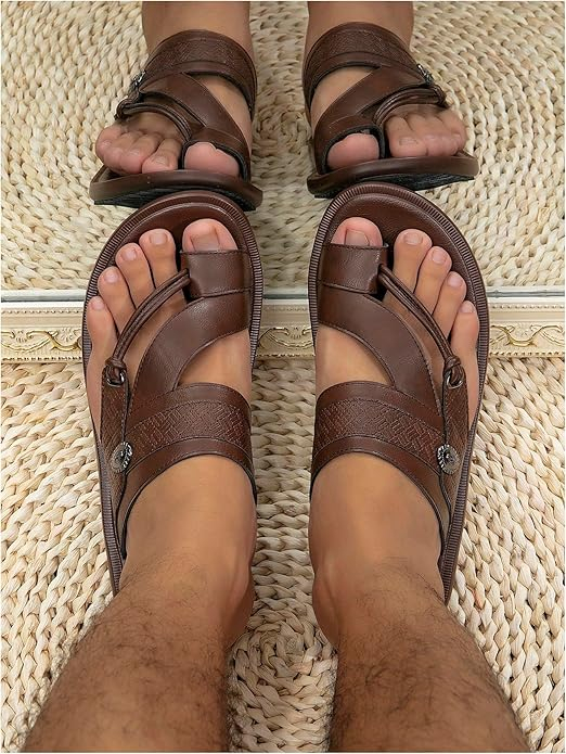 Sandalias planas de punta de anillo para hombres Slip en vacaciones zapatillas de cuero